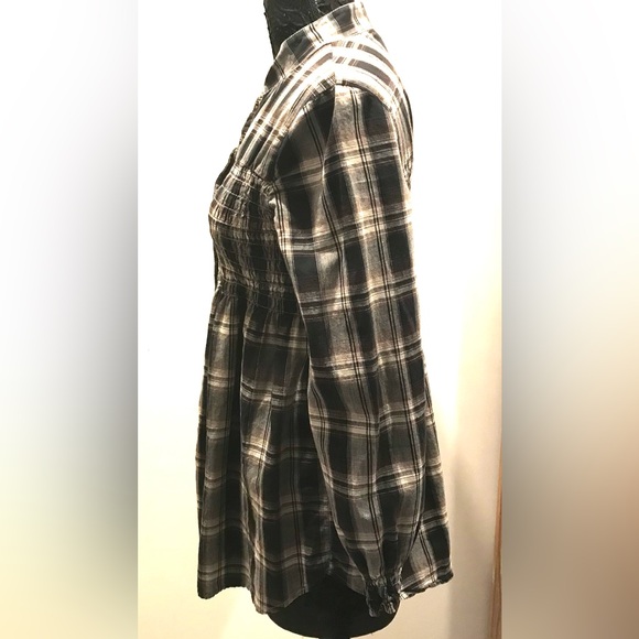 Classic plaid button down shirt meets adorable Nehru collar snd style style! - Picture 2 of 7